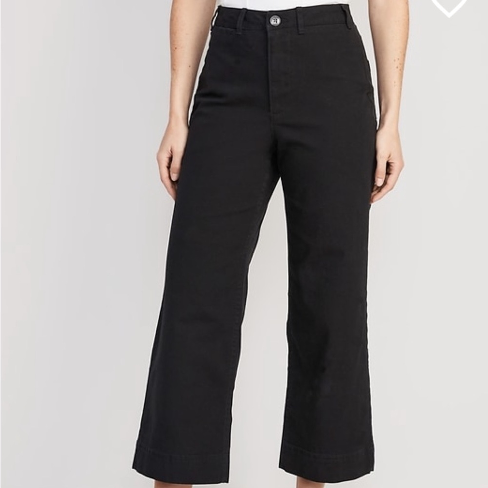 OLD NAVY NWOT CROPPED WIDE LEG
